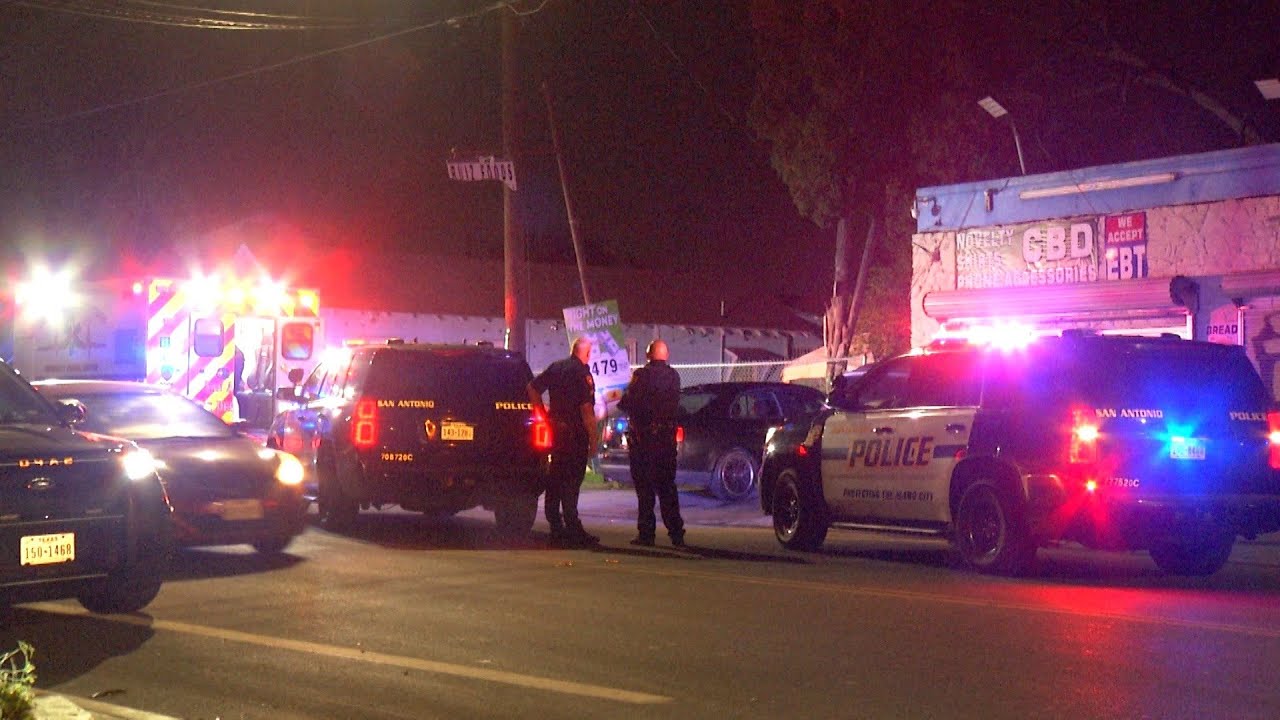 Man hospitalized after being robbed, stabbed on city’s West Side ...