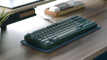 Matrix 8xv 1.2og - Vintage MX Blacks on Aluminum Half Plate Typing Sound