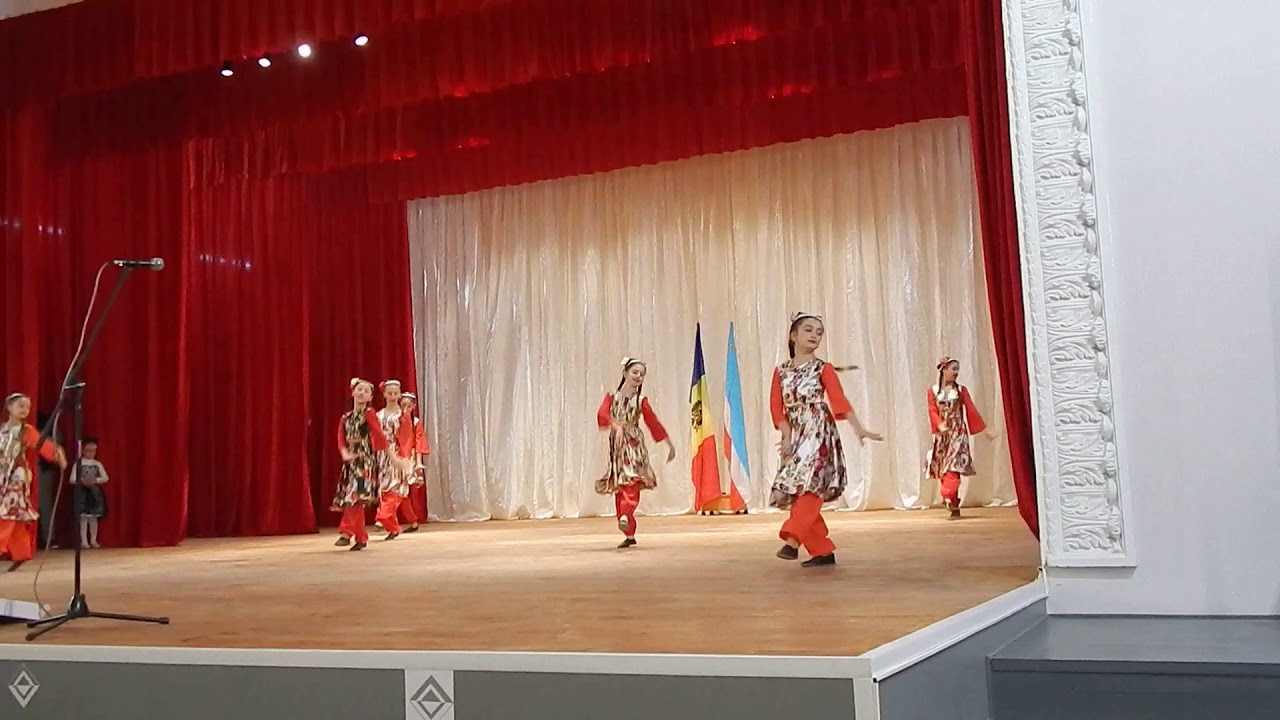 костюм для андижанской польки. андижанская полька народный танец. узбекский танец андиданский полка. андижанская полька танец для детей. андижанская полька танец.