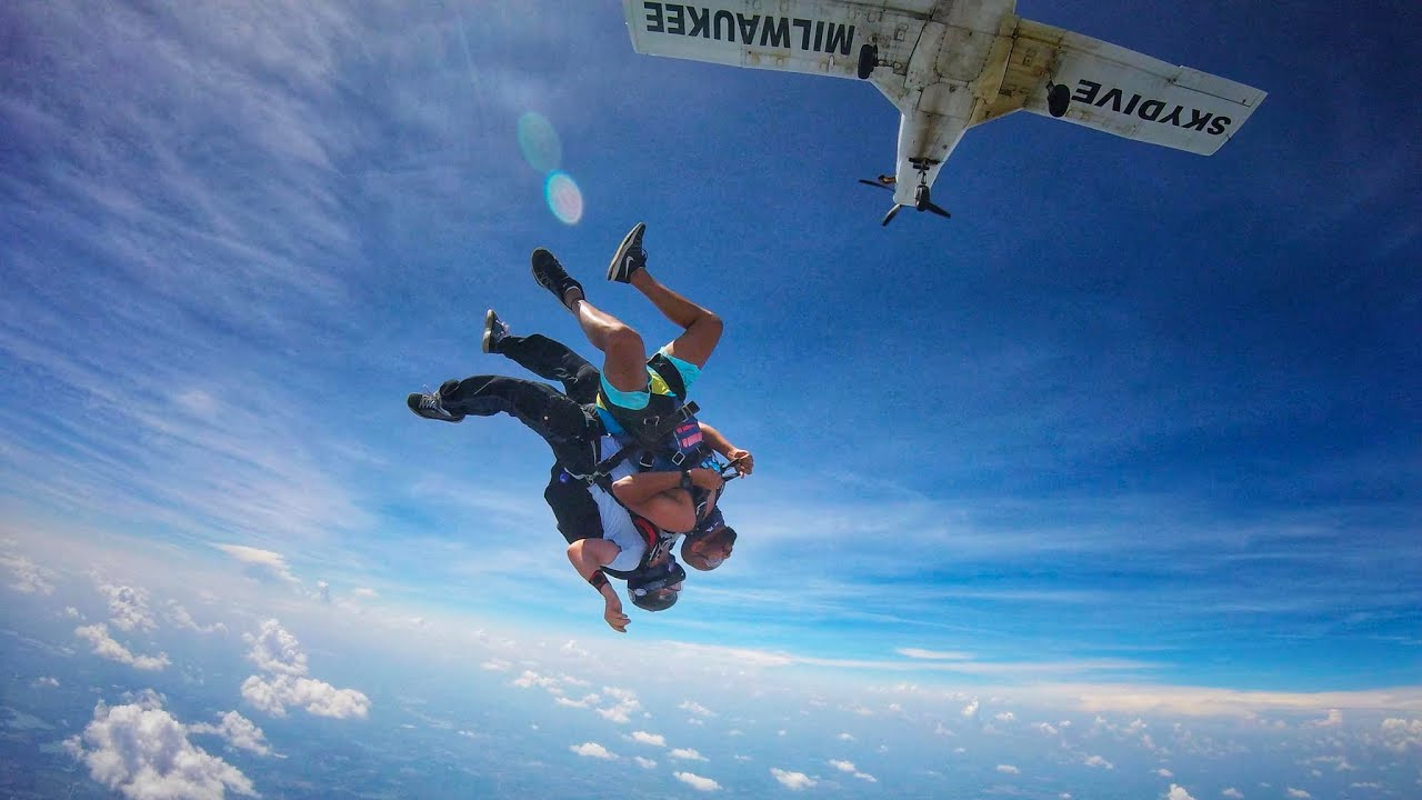 Sky Diving 2020 Milwaukee Wisconsin YouTube