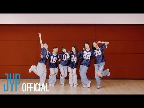 VCHA - 'Y.O.Universe' Dance Practice Mirrored [4K]