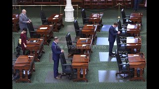 Texas lawmakers approve letting private citizens sue abortion pill providers