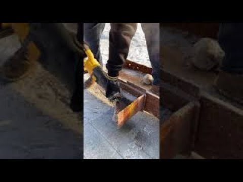 Reciprocating cordless saw