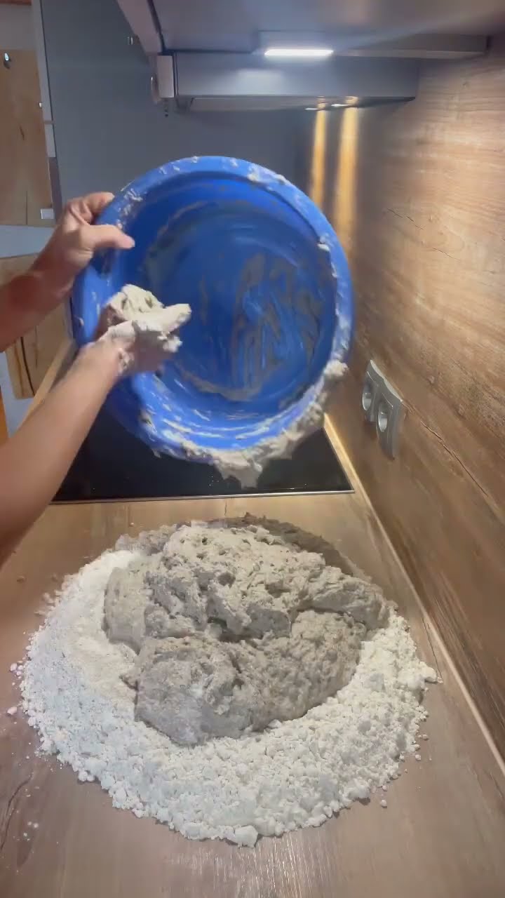 Bauernbrot besser als vom Bäcker - YouTube