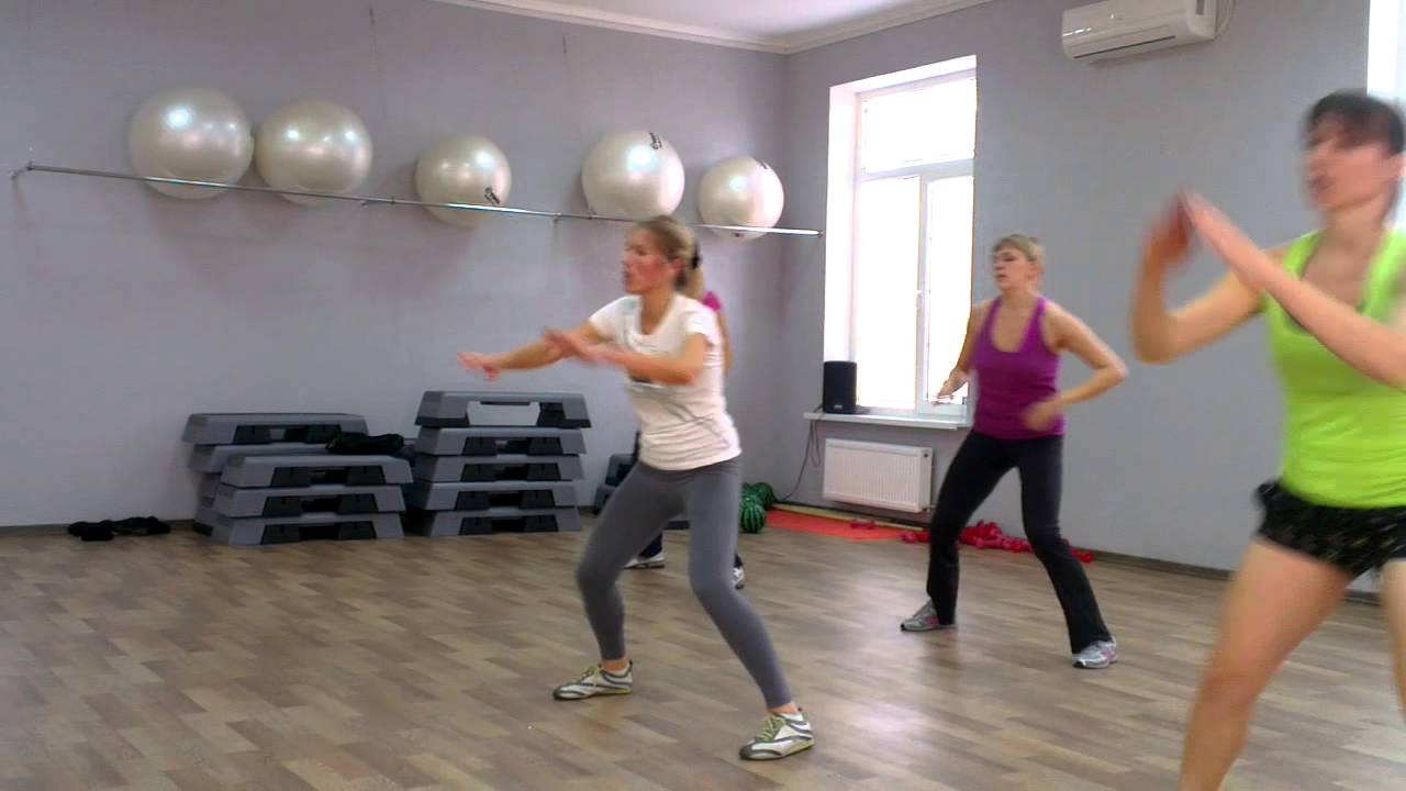 Аэробика. Учебная связка. Оля.