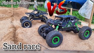 HB Rock Crawler VS Metal Rock Crawler|rock crawler comparison race|rc rock crawler race on the sand