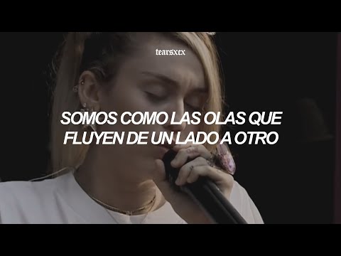 Miley Cyrus - Malibu (español + live)
