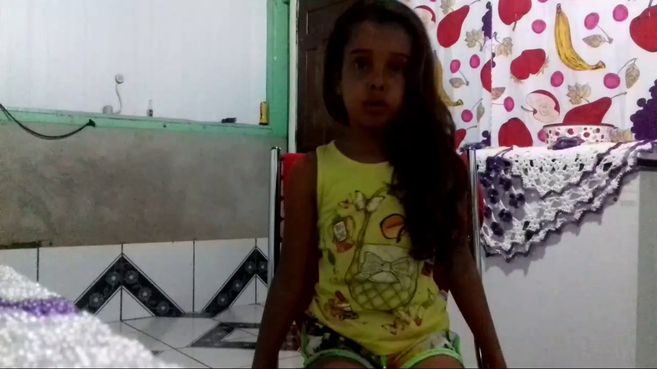 Primeiro videoooh😍😍 - YouTube