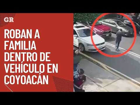 Family robbed inside vehicle in Coyoacán