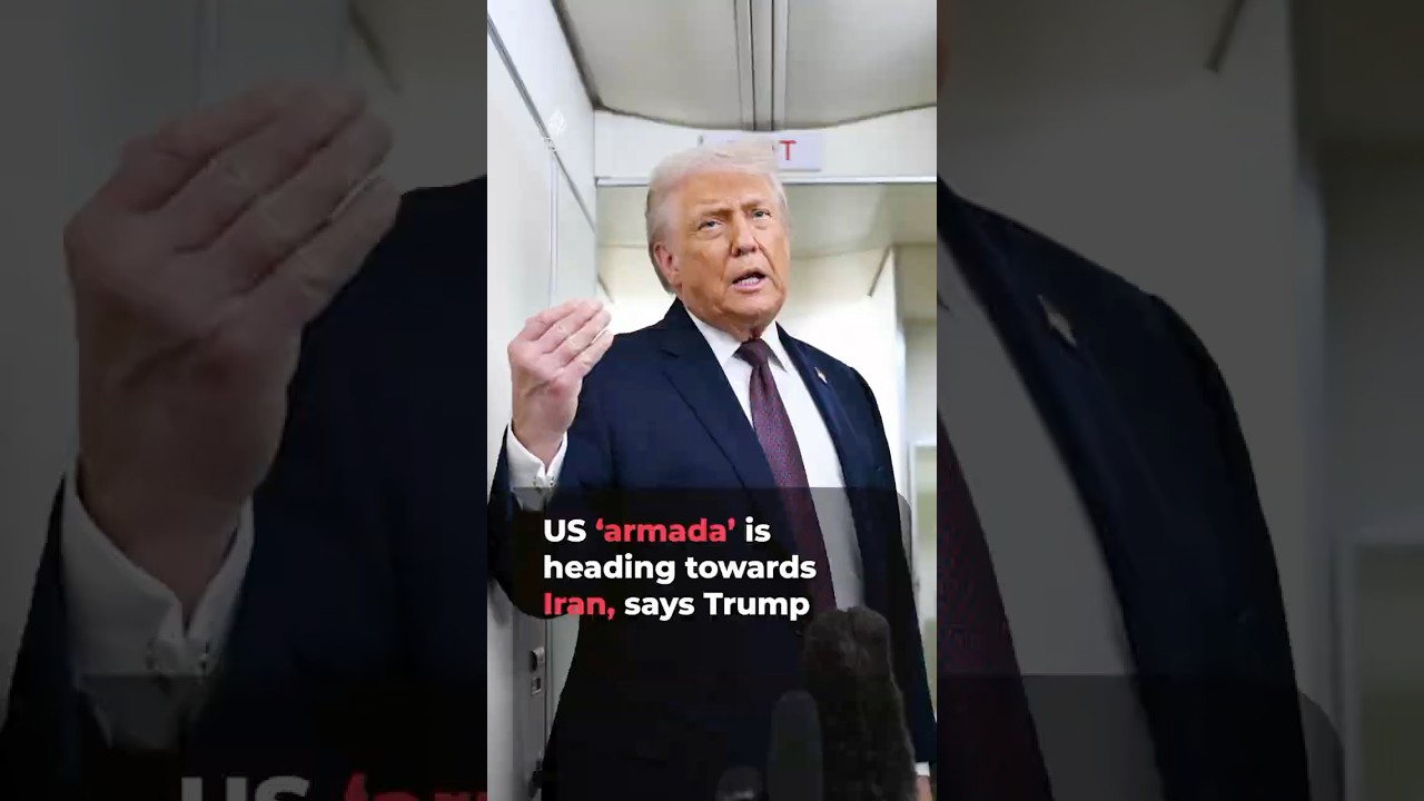 ترامب يقول إن "أسطولاً" من السفن الحربية الأمريكية يتجه نحو إيران