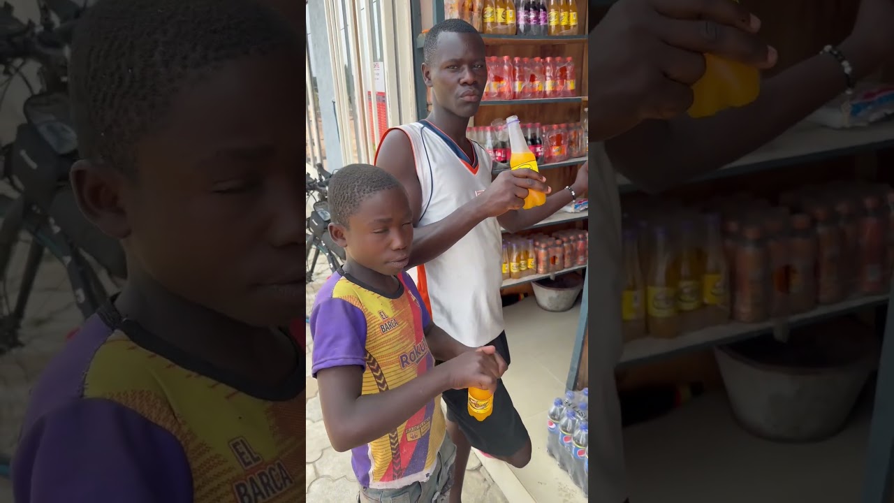 ఆఫ్రికా లో చిన్న ఆనందం 😇 || I Offered Drinks To Africans [Ram The Traveller]