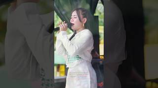 Dede Emon Penyanyi Asal Indramayu Jawa Barat