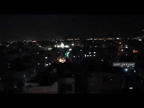 لحظة استهداف طائرات الاحتلال موقعاً للمقـ.ــاومة في خانيونس جنوب قطاع غزة.