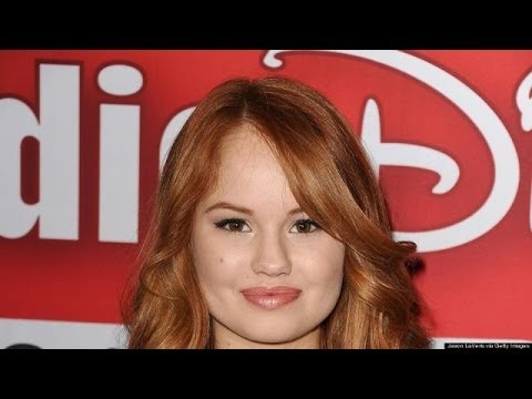 Video: Debby Ryan Net Worth: Wiki, vedęs, šeima, vestuvės, atlyginimas, broliai ir seserys