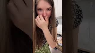 Lofira Lovely Livestream