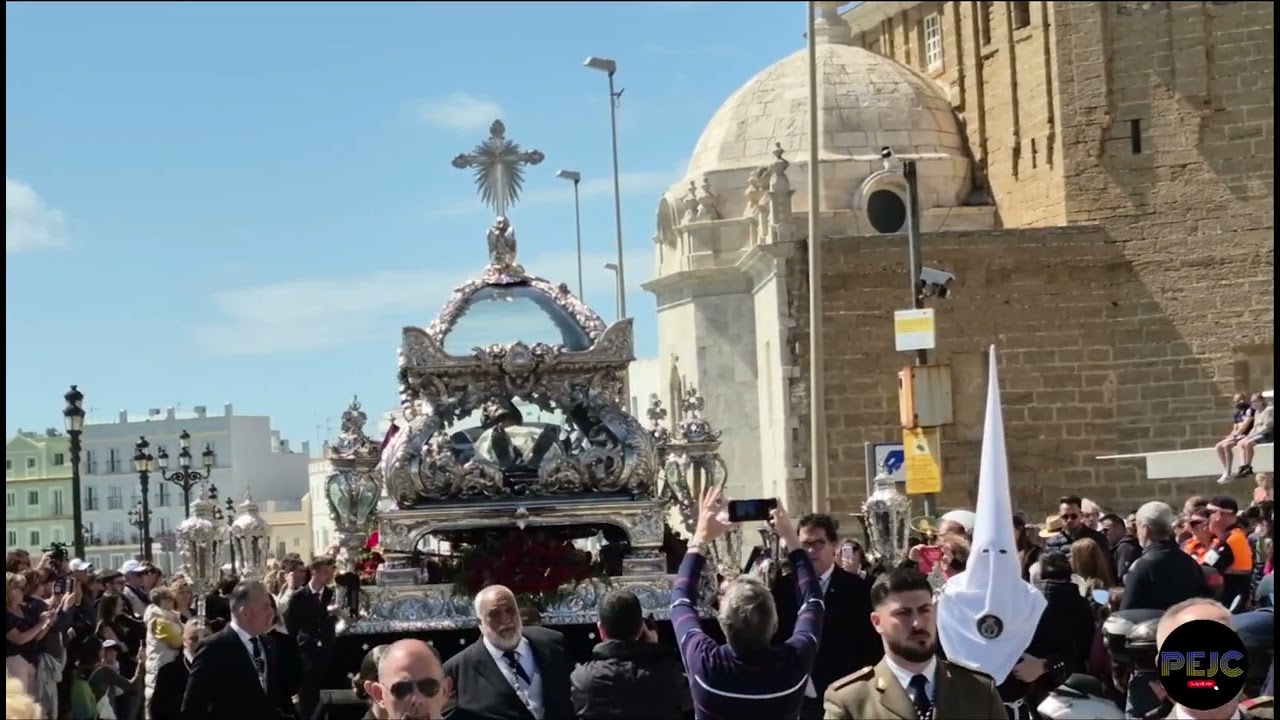 Santo Entierro por el Campo del Sur Semana Santa de Cádiz 2025 Sábado Santo