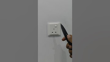 How to Safely Remove a Broken Item from a Plug Socket