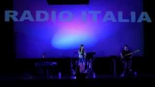 Video thumbnail of "RADIO ITALIA LA LUNA BUSSO'"