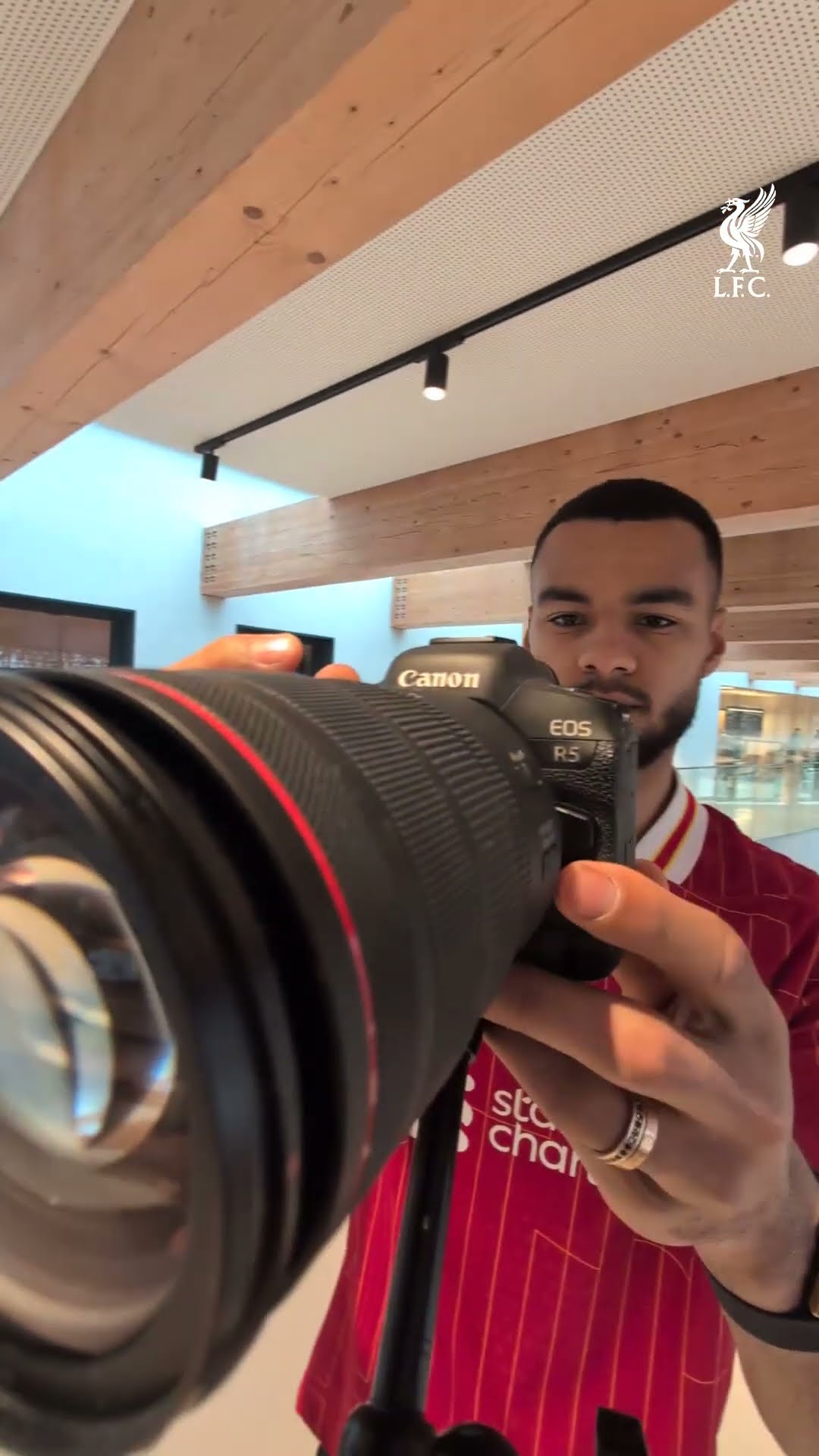 Cody Gakpo on camera  ?