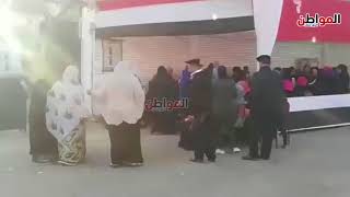 توافد المواطنين علي صناديق الاقتراع  مدرسة نجيب محفوظ منطقة بدر