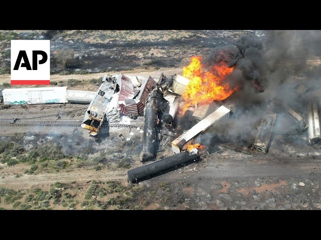 Freight train derailment, fire forces Interstate 40 closure near Arizona-New Mexico line