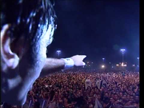 Iron Maiden - Fear Of The Dark  (Official Video) Rock In Rio - HD 720p HQ Audio