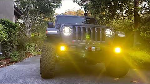 Jeep Wrangler JL Diode Dynamics SS3 Pro Fog Light Install