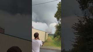 🌪 Une tornade a été observée entre Saint-Pierre-des-Landes et Ernée📅 date : 17/09/2023
