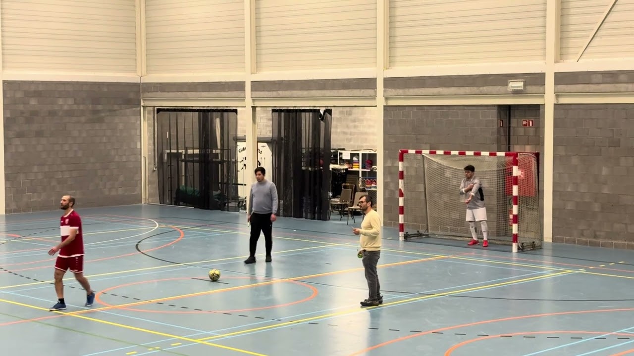 یک چهارم نهایی تیم‌های ای اف سی گنت مقابل لیر این بازی در وقتهاس بنلاتی نتیجه معلوم شد