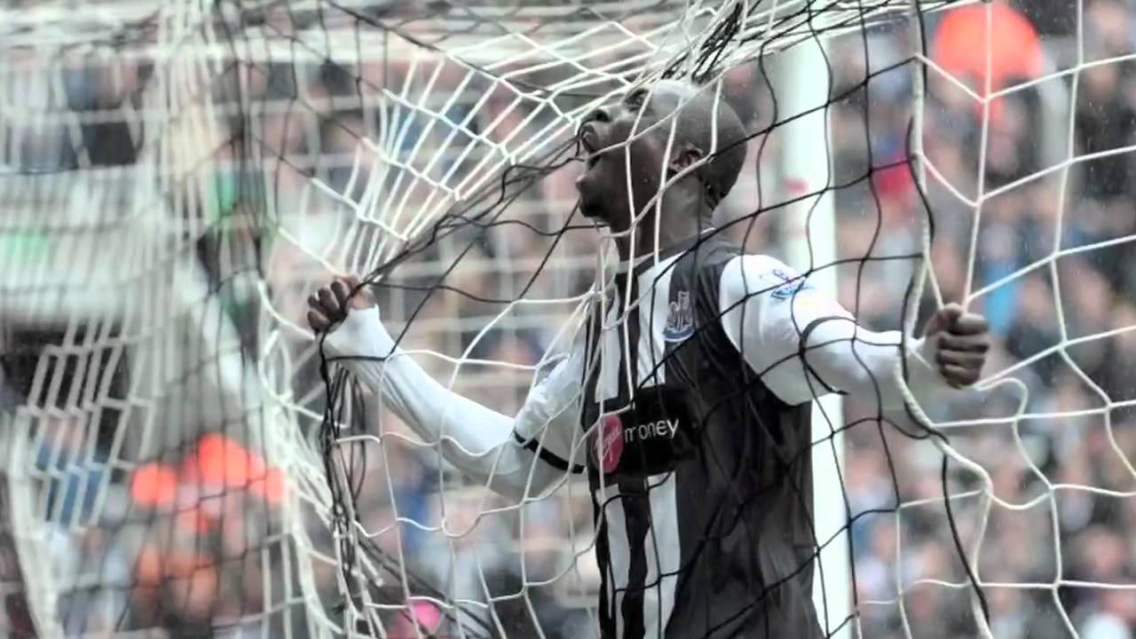 Film backdrop image for Premier League 2011-12 - video review (2012)