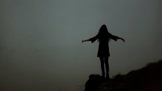 Phantogram - When I'm small with lyrics