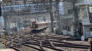 近鉄京都線5820系＋8600系京都行き急行到着と9800系回想電車発車！　大和西大寺駅