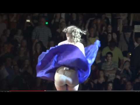 Taylor Swift ASS!