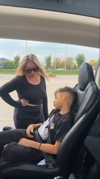 Download lagu Son FAKES Sleeping to avoid SCHOOL 🤣🤣🤣