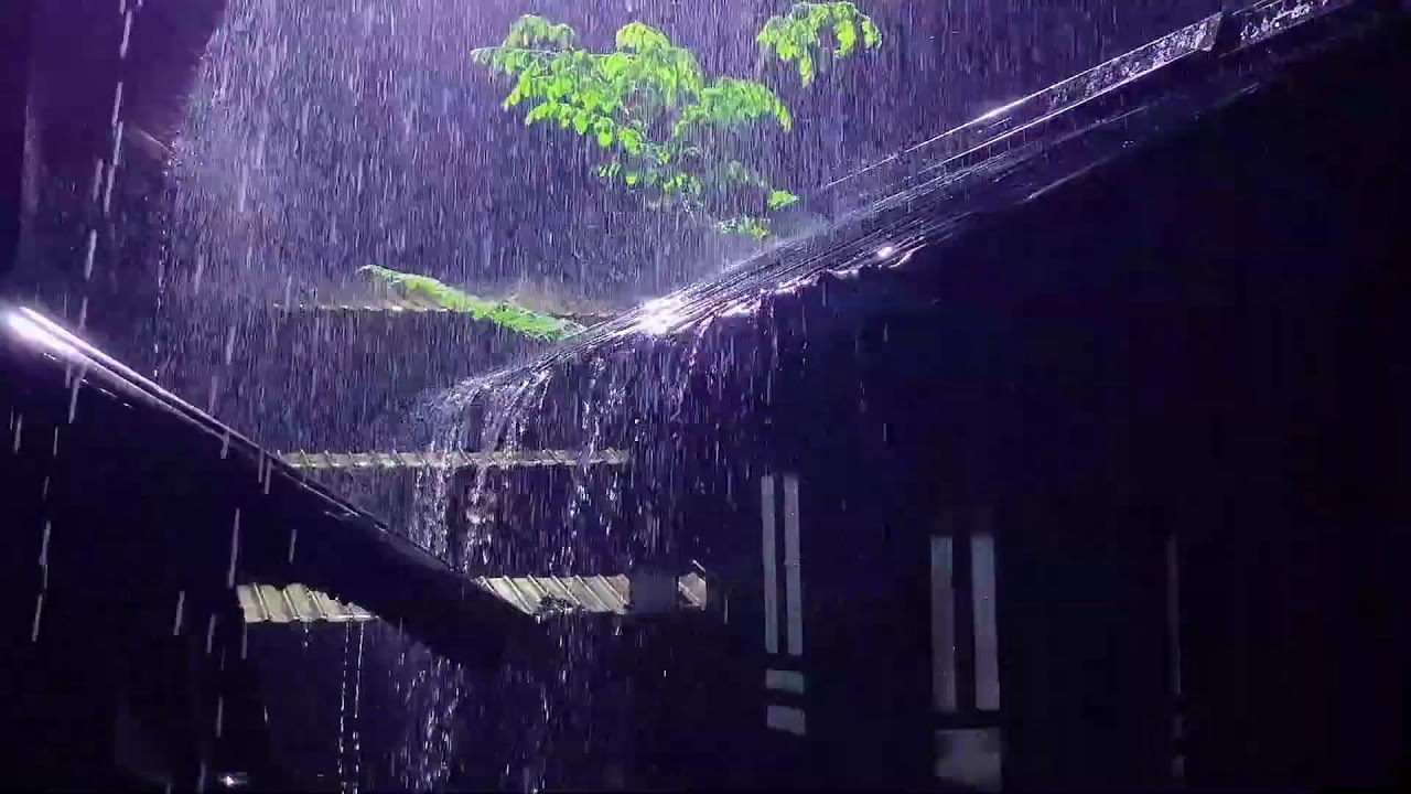 🌧️ in 3 minutes you will fall asleep to the sound of heavy rain and thunder on the tin roof at night