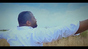 Moise Mbiye - TANGO NAYE  (clip officiel)