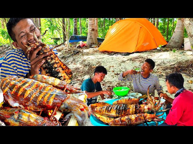 Rejeki nomplok Nombak Cumi-cumi jumbo siang hari yang berkeliaran di depan Camp kami class=