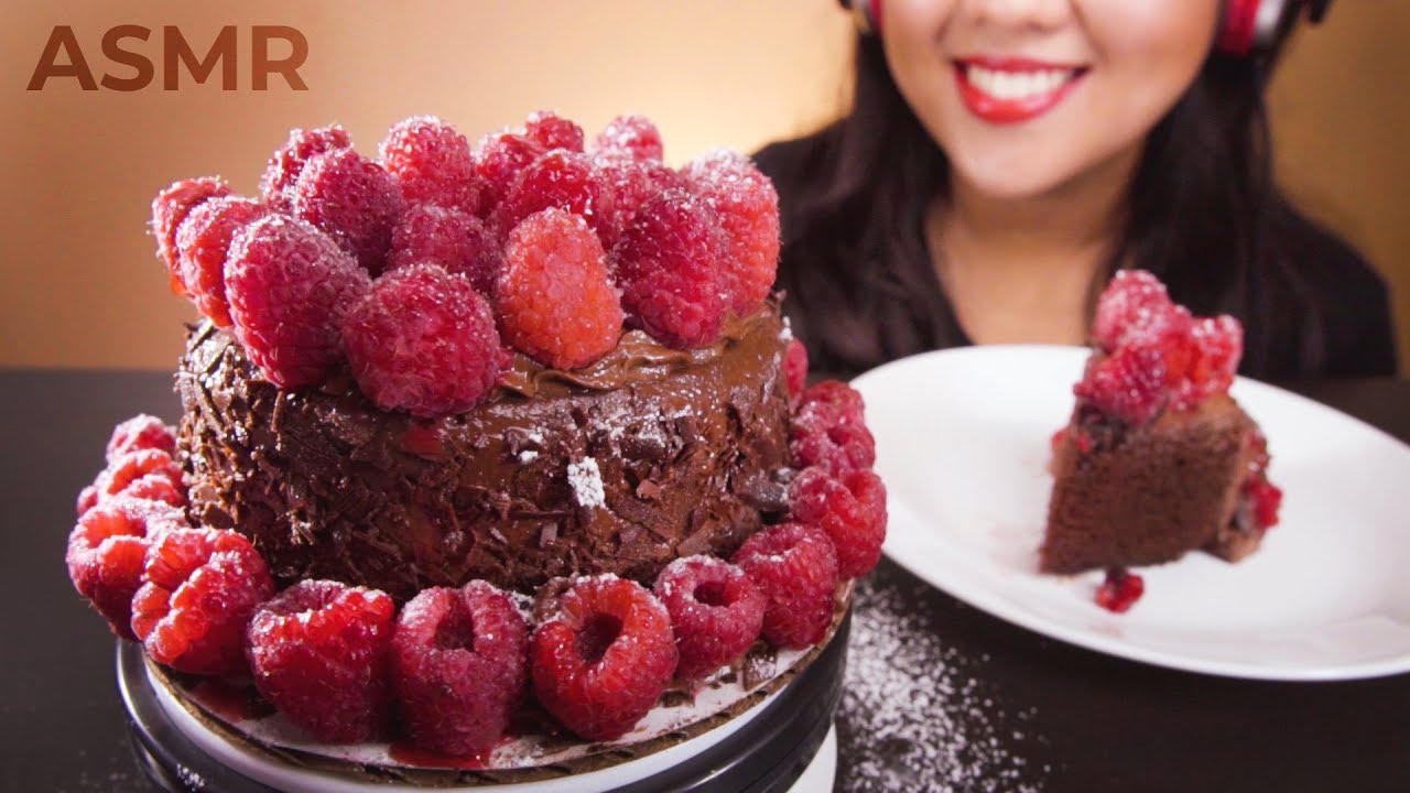 ASMR CHOCOLATE RASPBERRY BROWNIE CAKE (No Talking) Mushy Eating Sounds ...