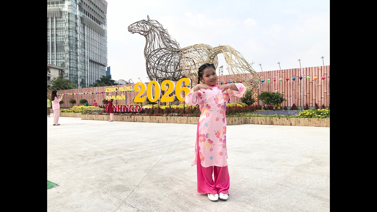 Như hoa mùa xuân - Bé Xuân Linh