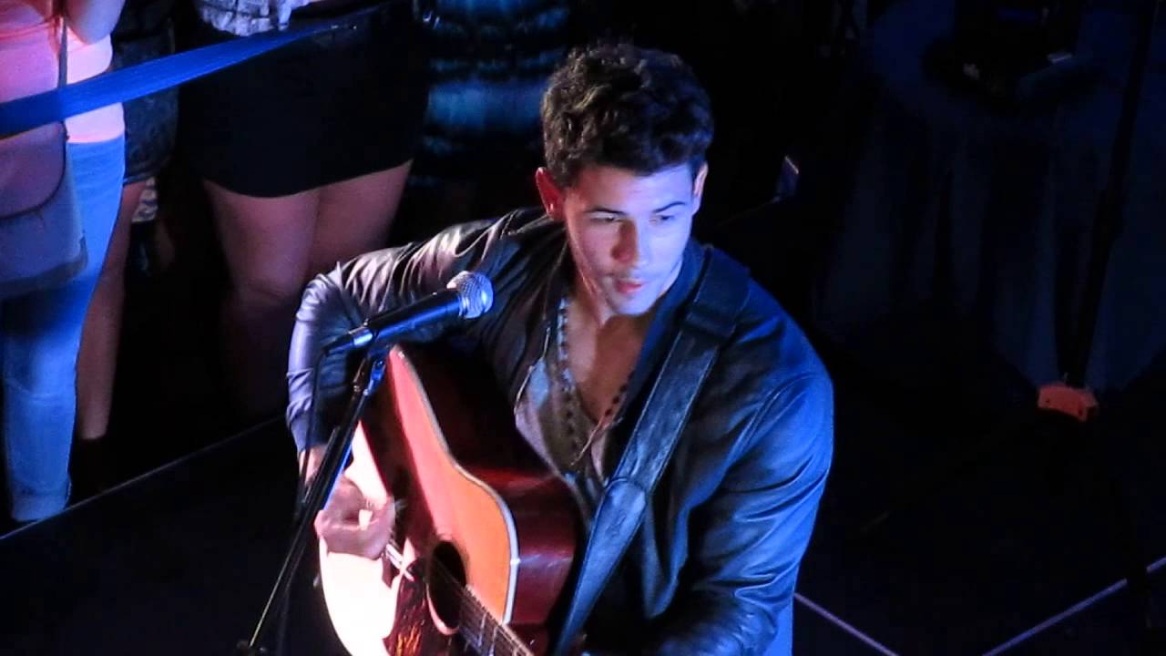 Coming Home (New Song) - Nick Jonas (JB yacht party 7/25/13)