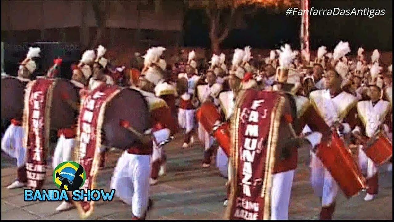 FAMUNAZA De Nazaré - Final 2006 Salinas da Margarida FANFARRA DAS ANTIGAS ‹ Banda Show ›