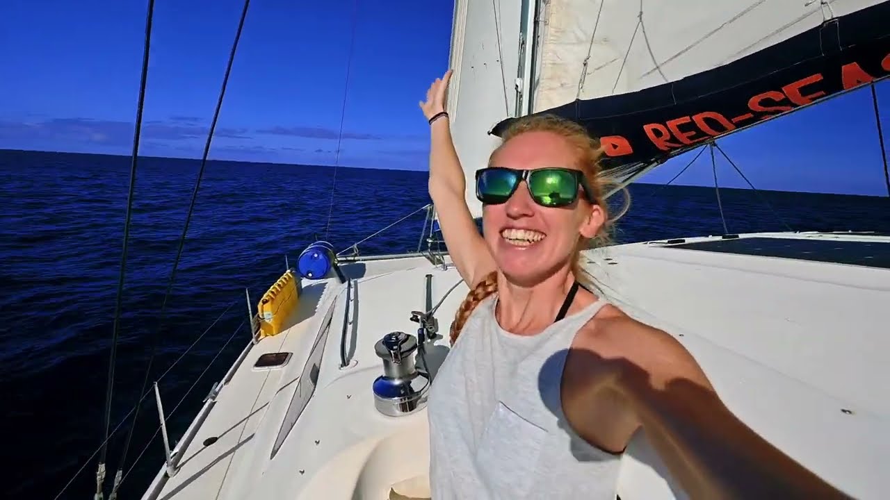 Slow TV: SAILING across the SOUTH PACIFIC [RED SEAS]