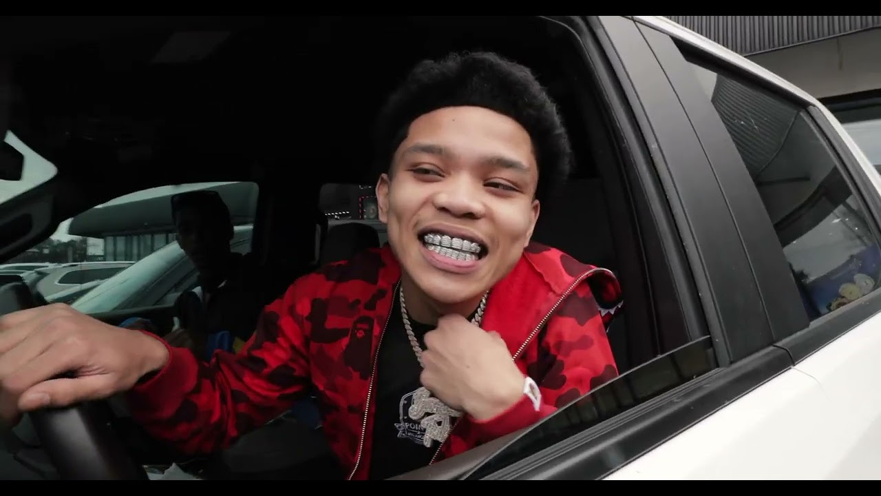 BankRoll TV: BankRoll Tink Gets New Chain & Links Up With Big Moochie Grape in ATL Vlog By ProdWolfe