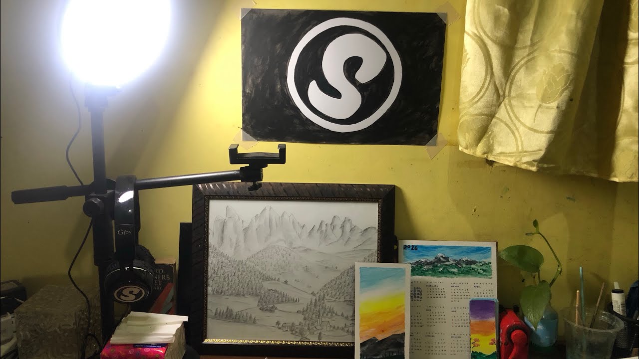 Mini Art Studio of Oi Santos