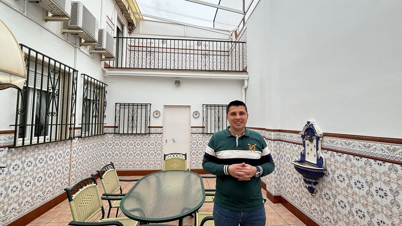 Casa grande y preciosa en la barriada