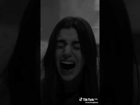 و ما أصعب خيبة الامل من صديق كنت تعتبره حياتك حزين تصاميم حزينه
