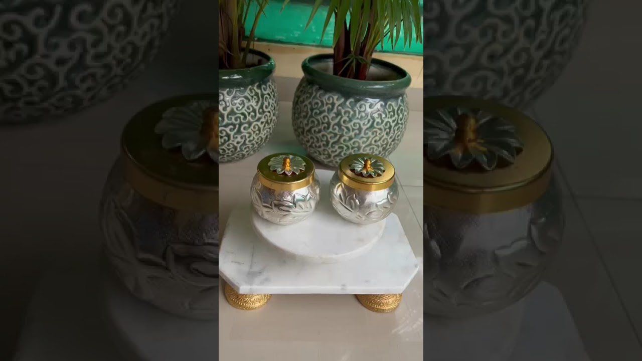 Golden legged Marble hamper set with Silver/golden matki jars* 