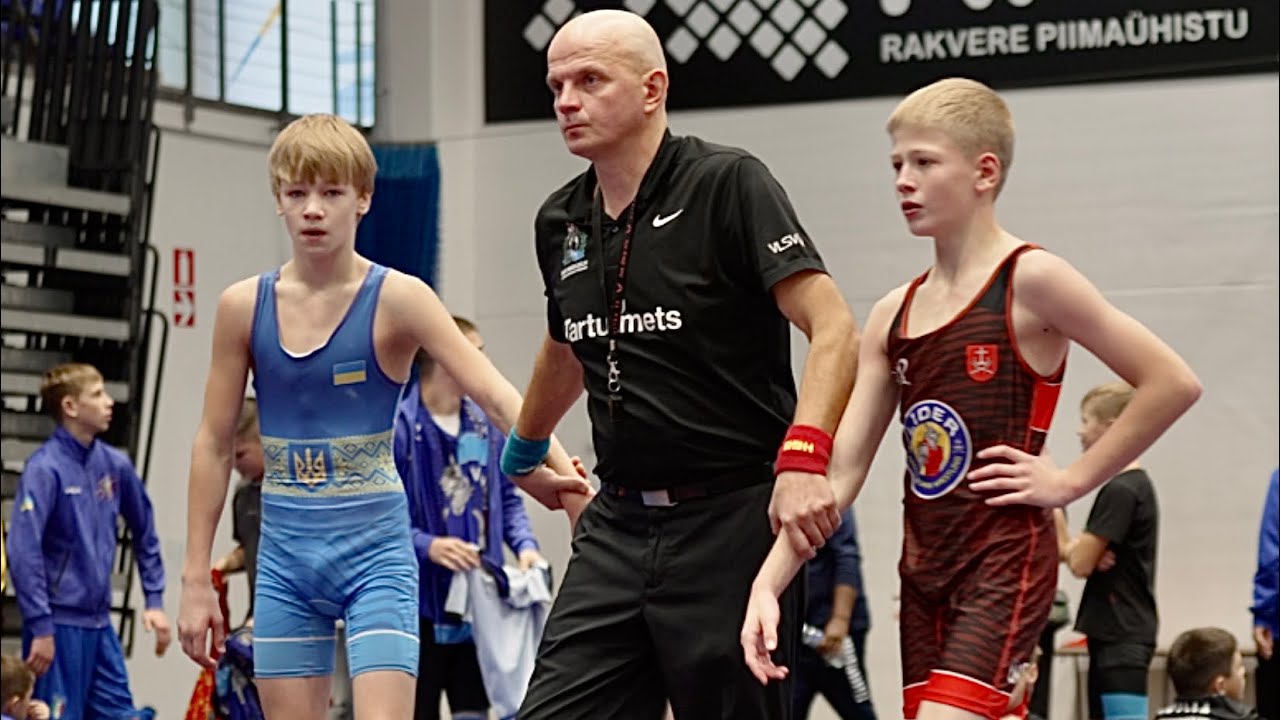 U13 Artur Karpenko (UKR) vs Serhii Kirichenko (UKR) 41kg. Greco-roman boys youth wrestling. B-cam-m