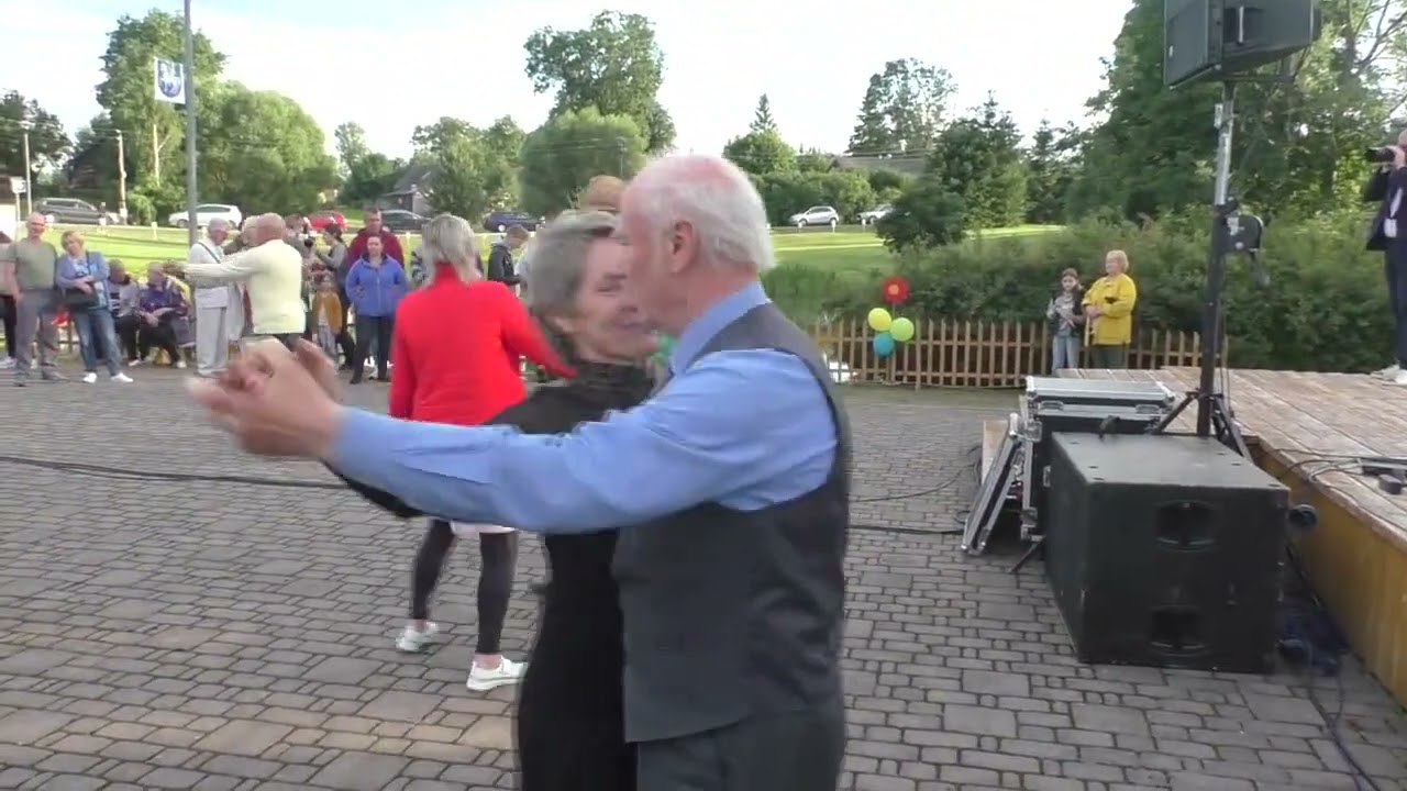 Utenos liaudiškos muzikos kapela ,,DAR NE SUTEMA''. 2022.07.16.