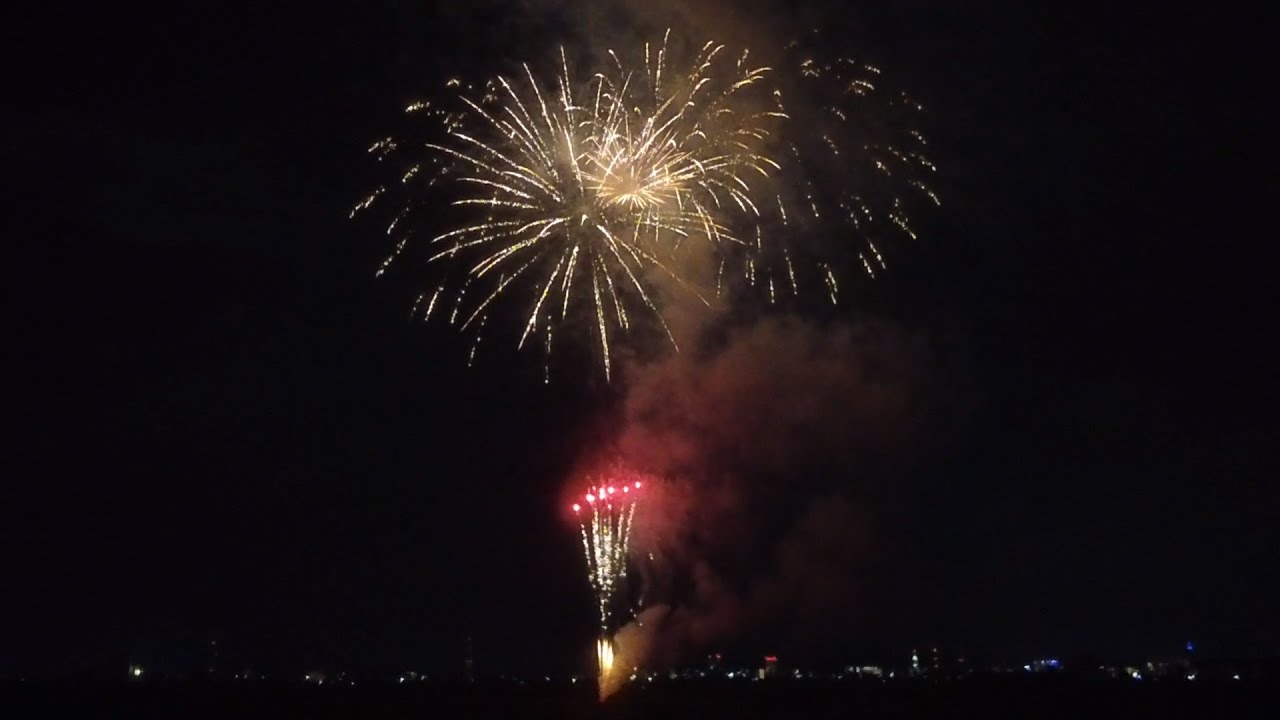 富山 サプライズ花火 21年8月 Sdgs宣言花火大会 常願寺川河川敷 Youtube